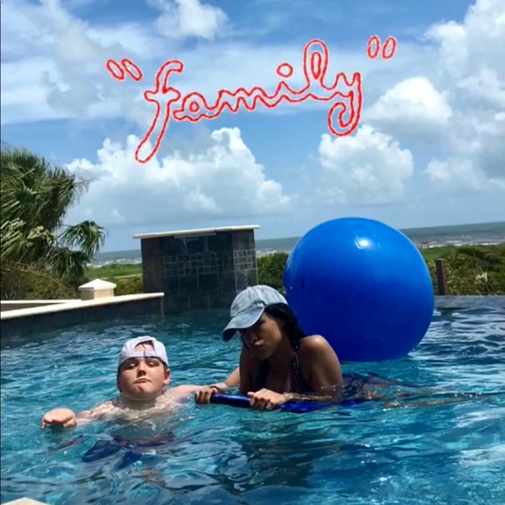 Meet your Posher, Cassie